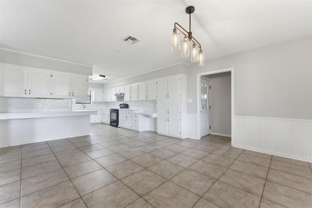 2011 Louise Street, Sulphur, LA 70663