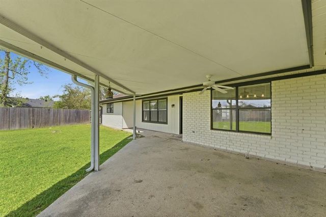 2011 Louise Street, Sulphur, LA 70663