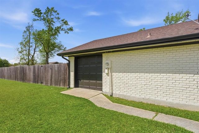 2011 Louise Street, Sulphur, LA 70663