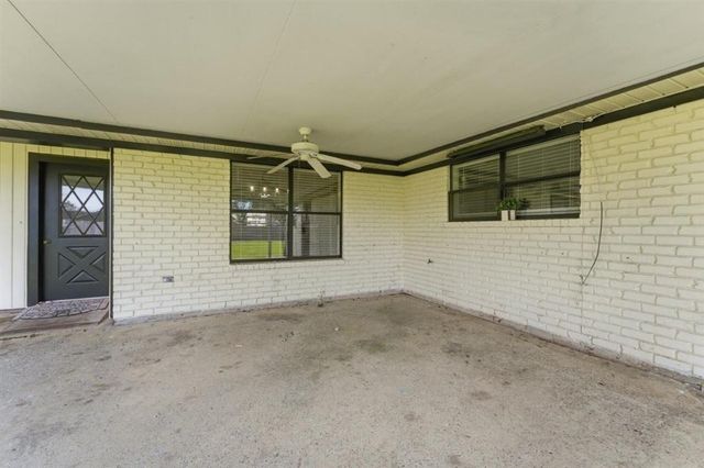 2011 Louise Street, Sulphur, LA 70663