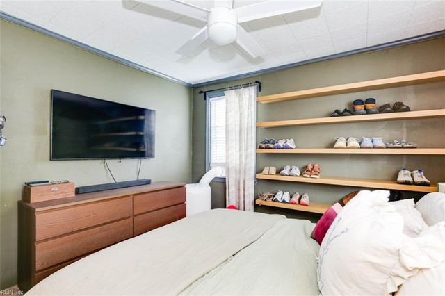 2814 Mark ST, Chesapeake, VA 23324