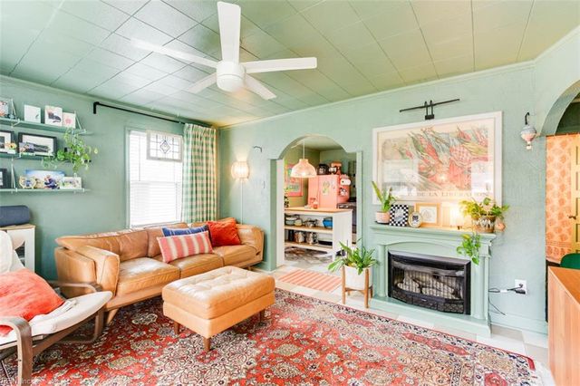 2814 Mark ST, Chesapeake, VA 23324