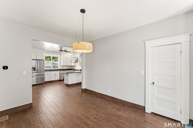 123 Pearl Street, Seymour, CT 06483