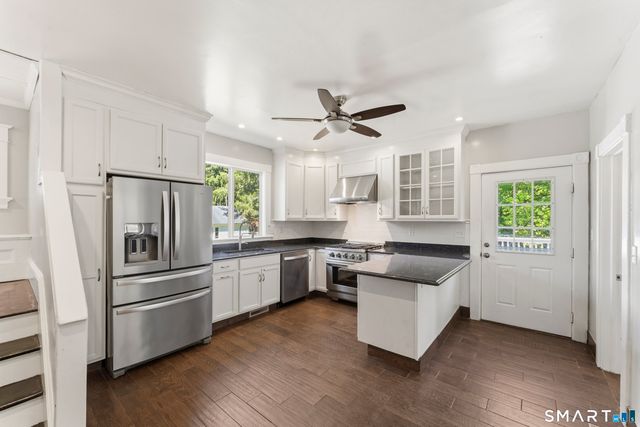 123 Pearl Street, Seymour, CT 06483