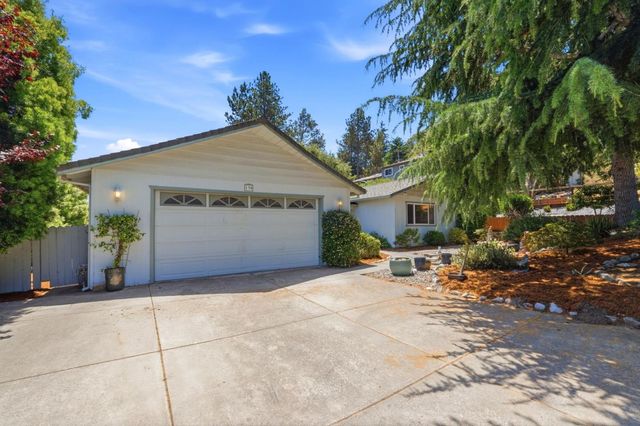 130 Caliente Drive, Scotts Valley, CA 95066