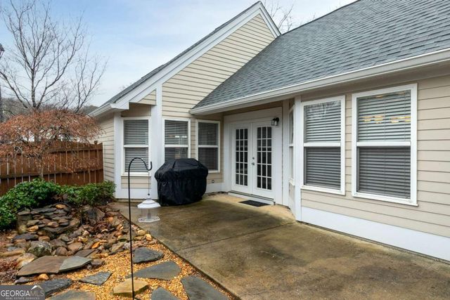 5011 Kathryn Glen Drive, Acworth, GA 30101