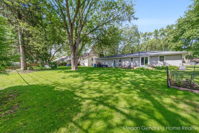 269 Cambridge Avenue, Holland City, MI 49423