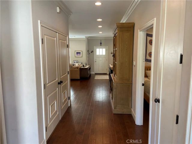 4470 Stansbury Avenue, Sherman Oaks, CA 91423
