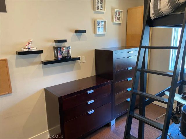 4470 Stansbury Avenue, Sherman Oaks, CA 91423
