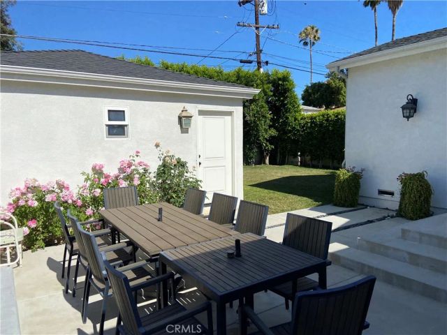 4470 Stansbury Avenue, Sherman Oaks, CA 91423