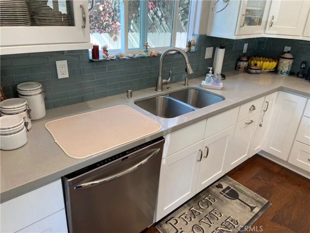 4470 Stansbury Avenue, Sherman Oaks, CA 91423