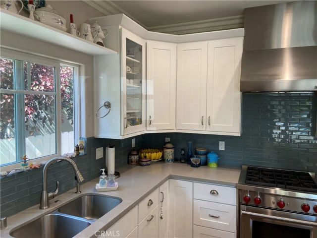 4470 Stansbury Avenue, Sherman Oaks, CA 91423