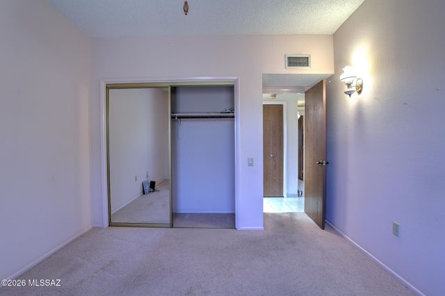 2840 S Calle Ibanez, Green Valley, AZ 85622