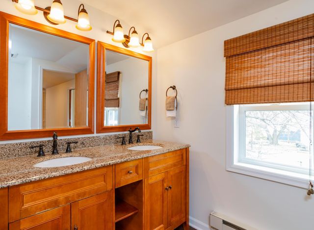 3331 Parkview Boulevard, Robbinsdale, MN 55422