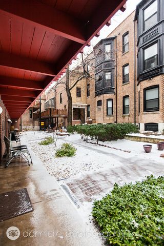 805 W Oakdale Avenue 2B, Chicago, IL 60657