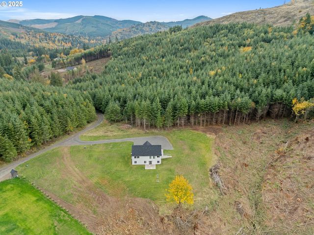 253 S GOBLE CREEK Rd, Kelso, WA 98626