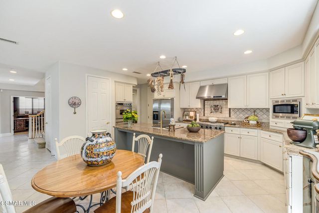 4567 Bristlecone Circle, Moorpark, CA 93021