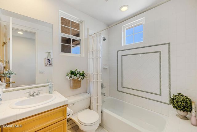 4567 Bristlecone Circle, Moorpark, CA 93021