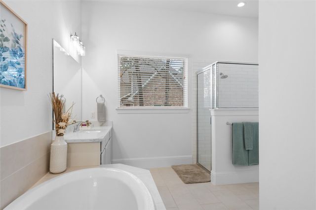 106 Golden Eye Court, Montgomery, TX 77316