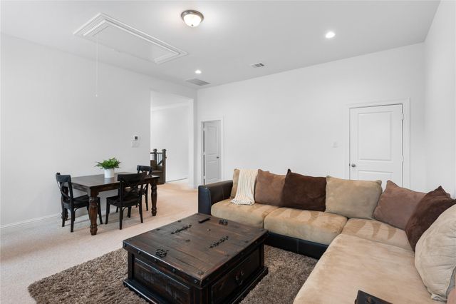 106 Golden Eye Court, Montgomery, TX 77316