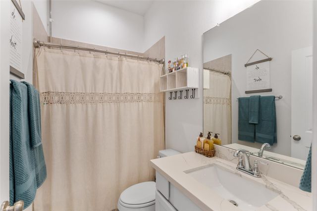 106 Golden Eye Court, Montgomery, TX 77316