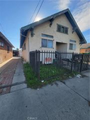 204 E Gage, Los Angeles, CA 90003