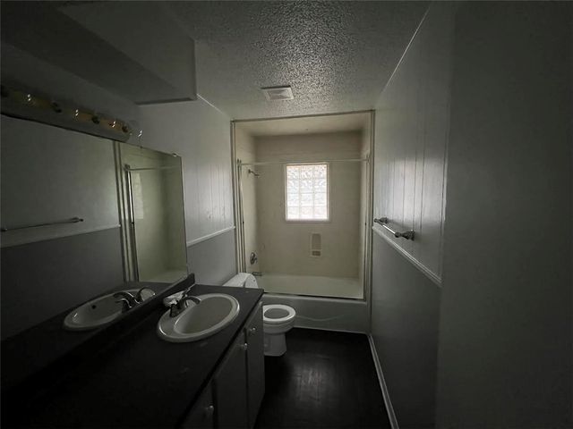 512 First Street 4, College Station, TX 77840