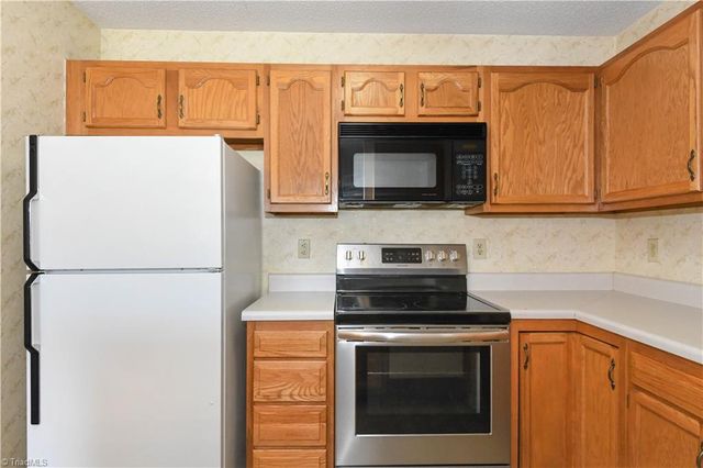 5008 Lawndale Drive A, Greensboro, NC 27455
