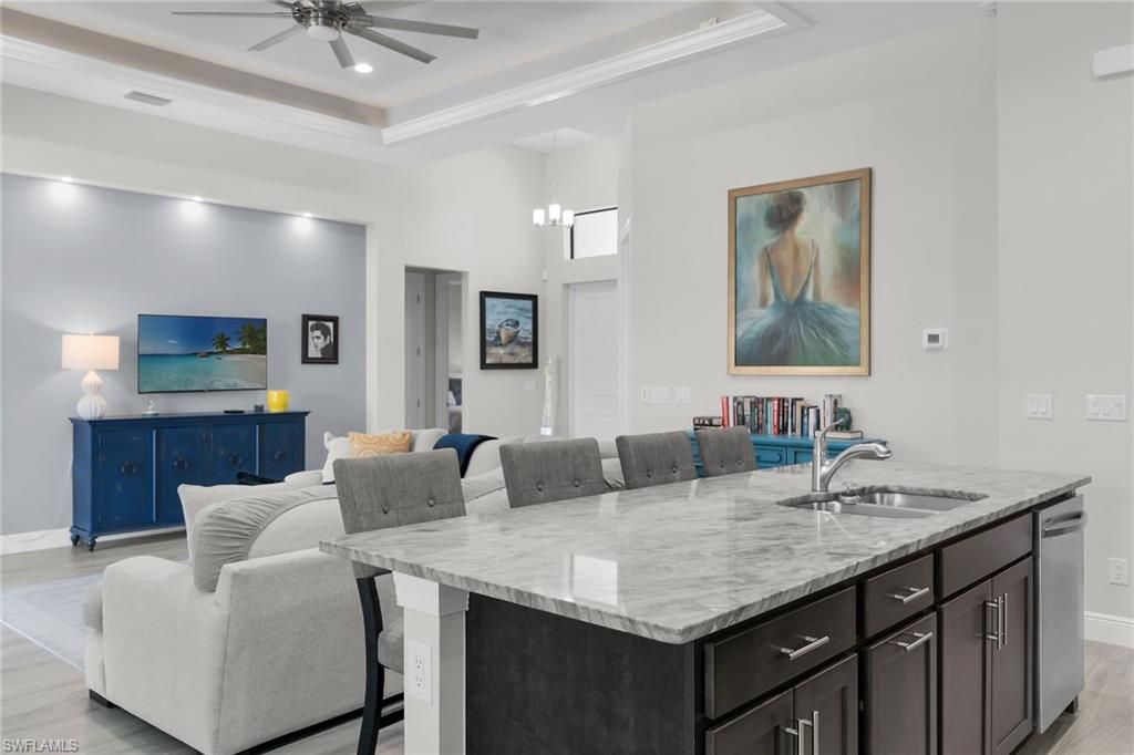 Image 10 of property listing at 635 NE 7th TER, Cape Coral, FL 33909
