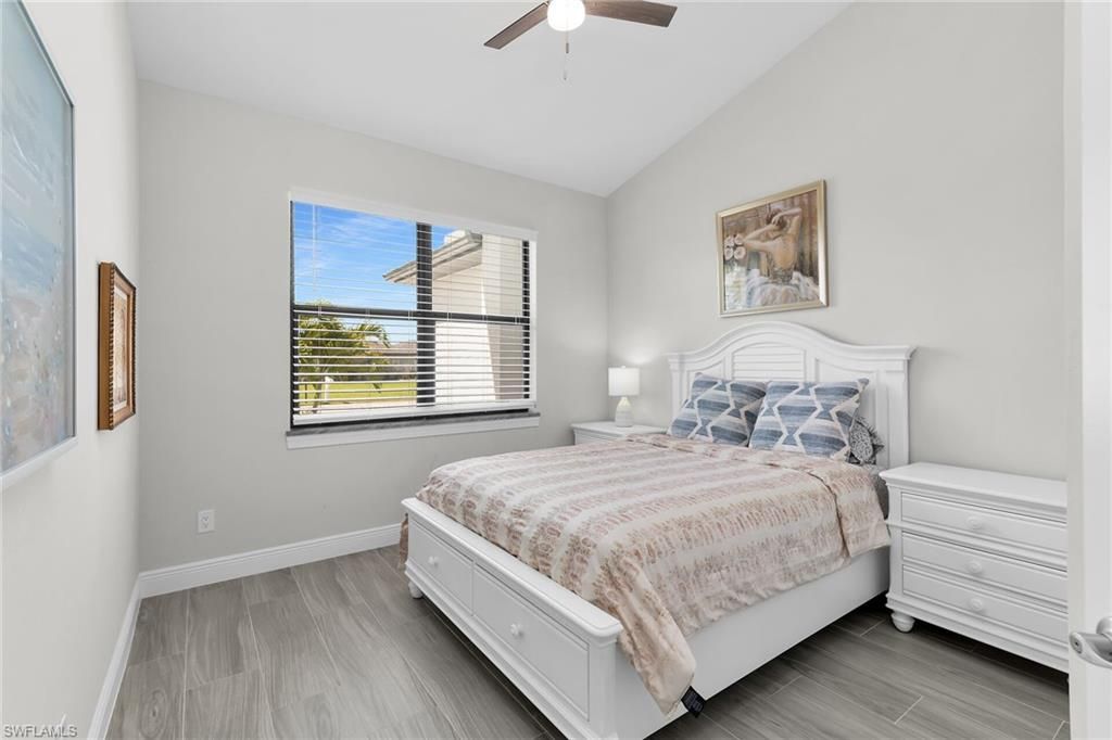Image 14 of property listing at 635 NE 7th TER, Cape Coral, FL 33909