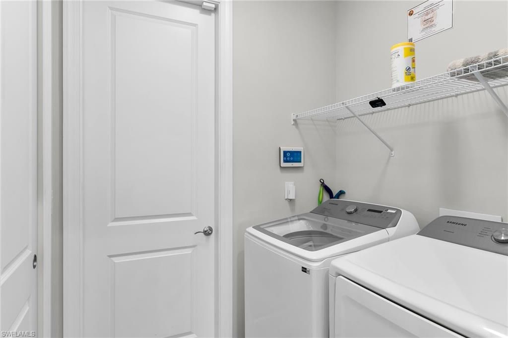 Image 18 of property listing at 635 NE 7th TER, Cape Coral, FL 33909