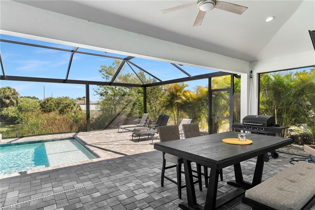 Image 25 of property listing at 635 NE 7th TER, Cape Coral, FL 33909