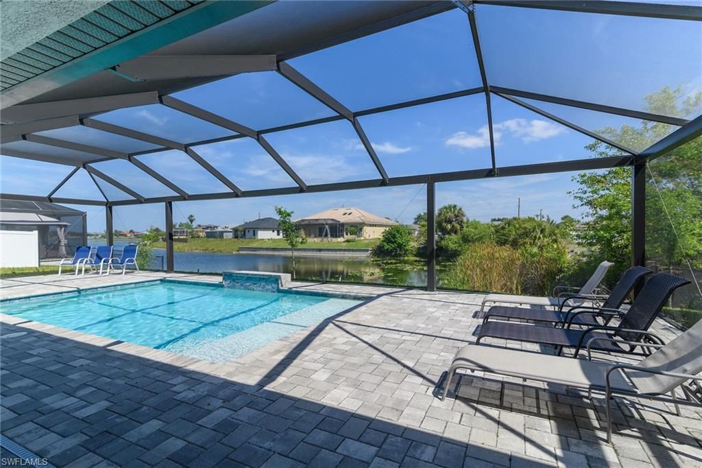 Image 27 of property listing at 635 NE 7th TER, Cape Coral, FL 33909