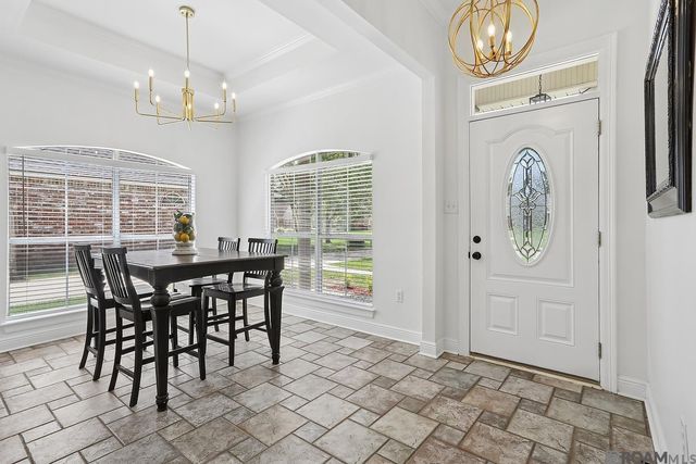 34898 St Regis Ct, Denham Springs, LA 70706