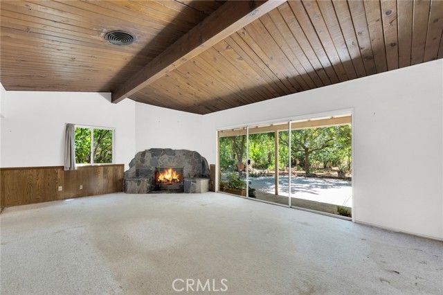 21724 Chatsworth Street, Chatsworth (los Angeles), CA 91311