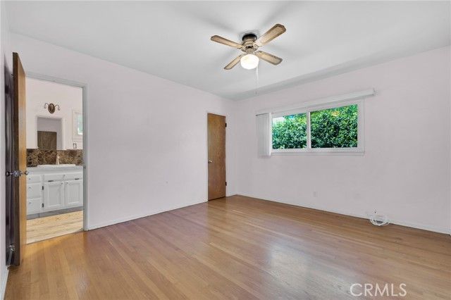 21724 Chatsworth Street, Chatsworth (los Angeles), CA 91311