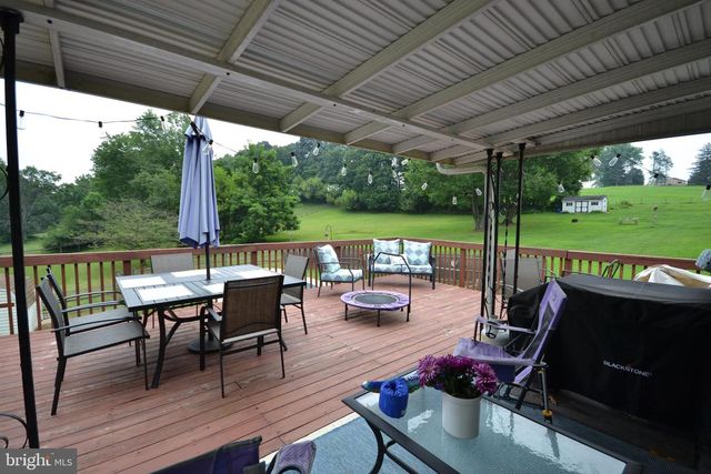 107 DOE RUN STATION RD, Coatesville, PA 19320