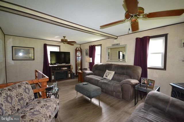 107 DOE RUN STATION RD, Coatesville, PA 19320