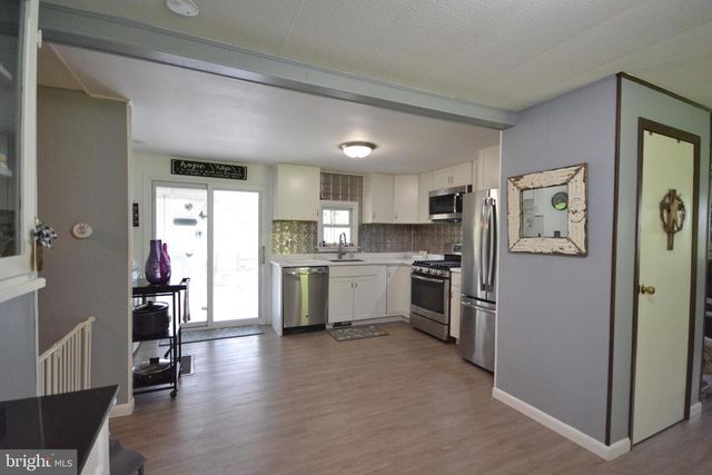 107 DOE RUN STATION RD, Coatesville, PA 19320