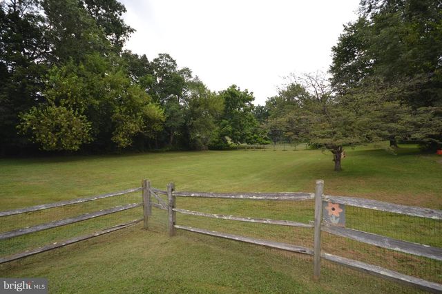 107 DOE RUN STATION RD, Coatesville, PA 19320