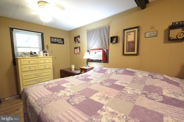 107 DOE RUN STATION RD, Coatesville, PA 19320