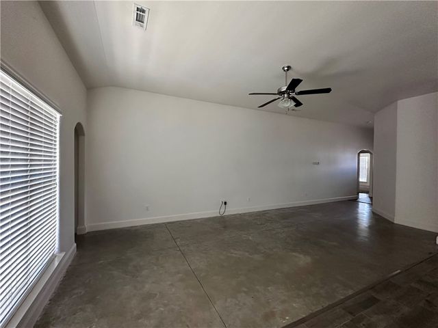 821 63rd Avenue, Bentonville, AR 72713