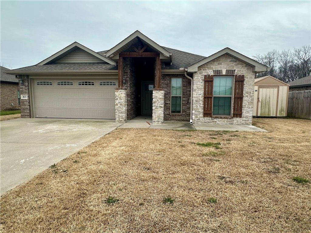 821 63rd Avenue, Bentonville, AR 72713