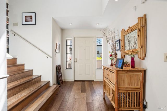 1112 Princeton Dr, Sonoma, CA 95476