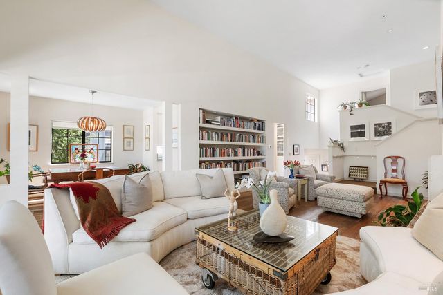 1112 Princeton Dr, Sonoma, CA 95476