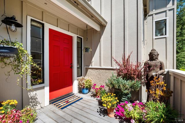 1112 Princeton Dr, Sonoma, CA 95476