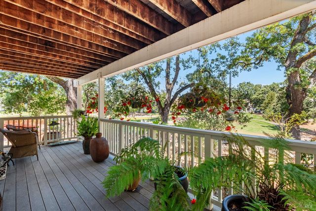 1112 Princeton Dr, Sonoma, CA 95476