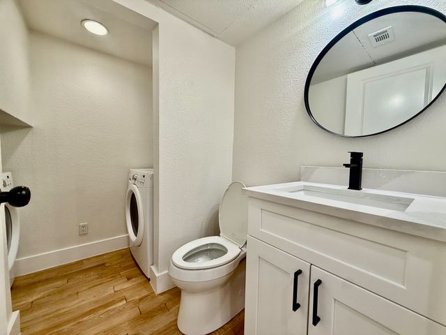 3929 Buena Vista Street F, Dallas, TX 75204