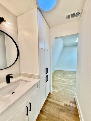 3929 Buena Vista Street F, Dallas, TX 75204