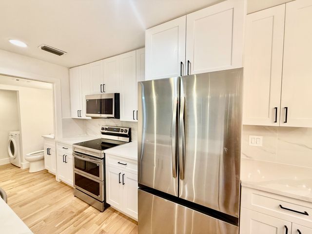 3929 Buena Vista Street F, Dallas, TX 75204